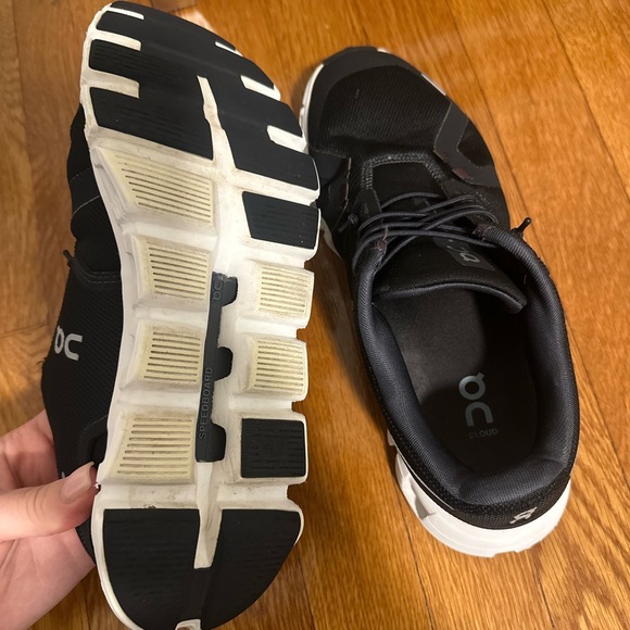 On Cloud 6 - Picture 6 of 8